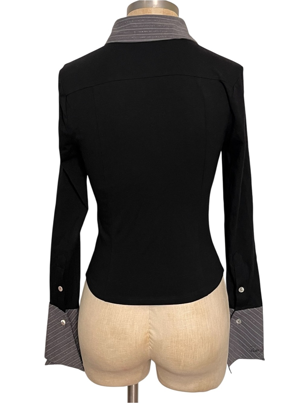 I.AM.GIA Sharah Top Black Gray Pinstripe Contrast Collared Top Size Small - Picture 3 of 8